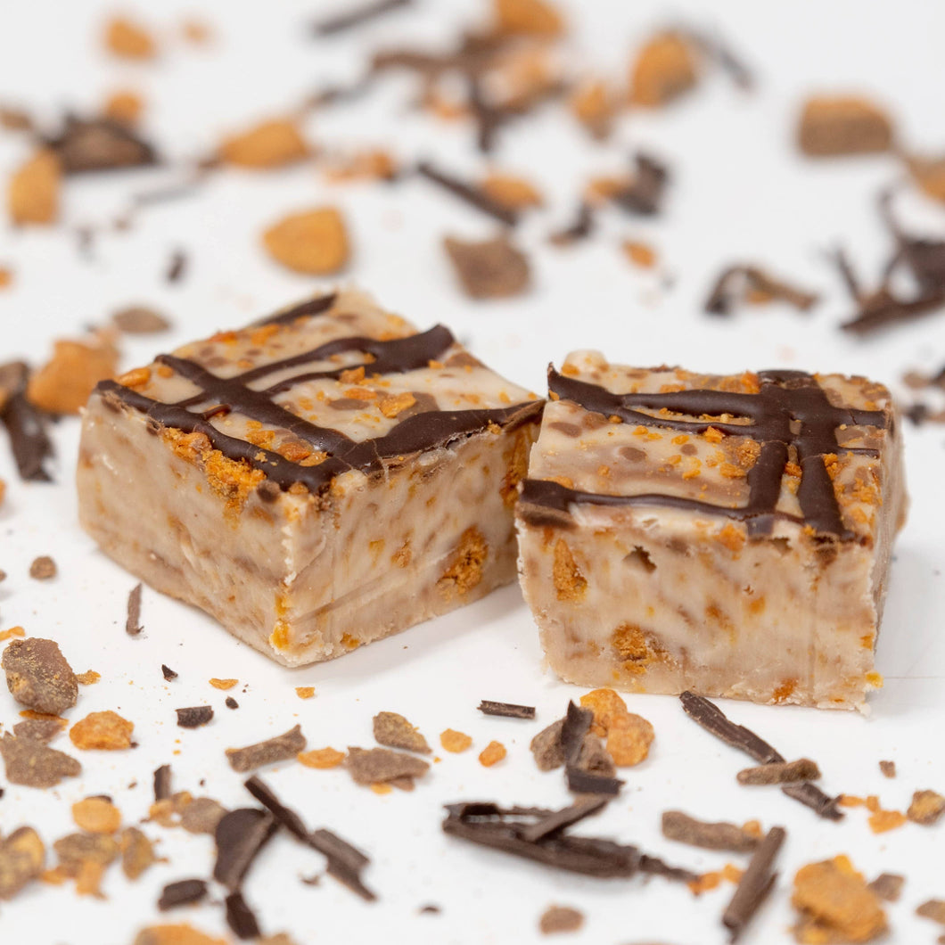 Vanilla Fudge with Butterfinger Pieces (1/2 lb Package)