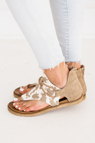 Very G Angelika Sandal in Tan Cow