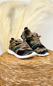 Not Rated Mayo Sneaker in Camo