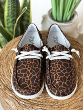 Load image into Gallery viewer, Gypsy Jazz Melman Sneakers in Chocolate